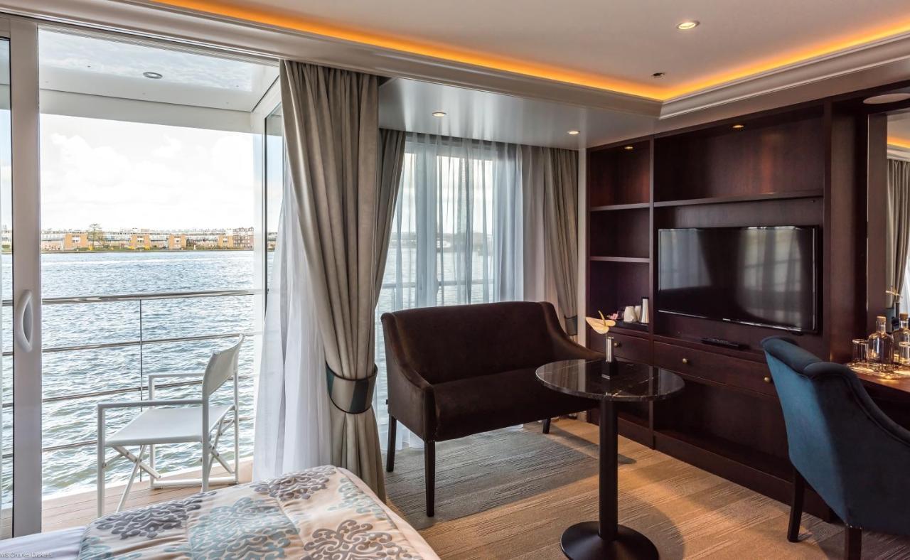 Select Ms Charles Dickens - Frankfurt Hotell Frankfurt am Main Exteriör bild