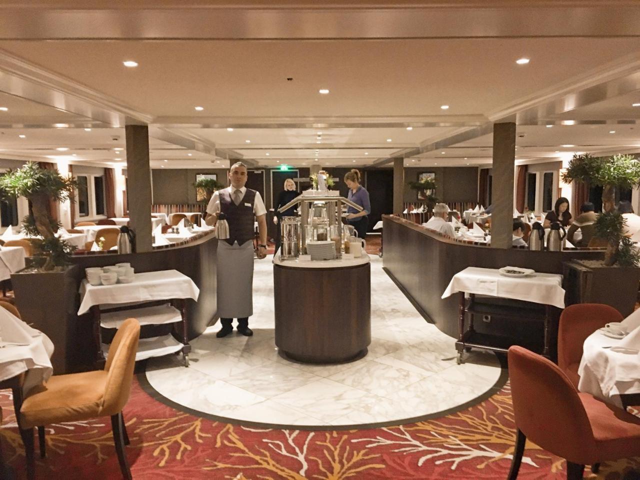 Select Ms Charles Dickens - Frankfurt Hotell Frankfurt am Main Exteriör bild